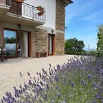 Podere Belsogno-camera Rosmarino Gæstehus
