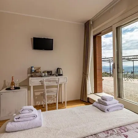 Podere Belsogno-camera Rosmarino Maison d'hôtes 4*