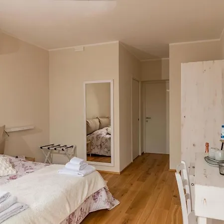Maison d'hôtes Podere Belsogno-camera Rosmarino 4*